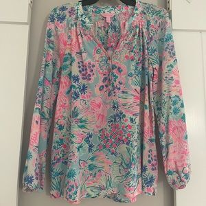 Lilly Pulitzer Long Sleeved Top Size Medium